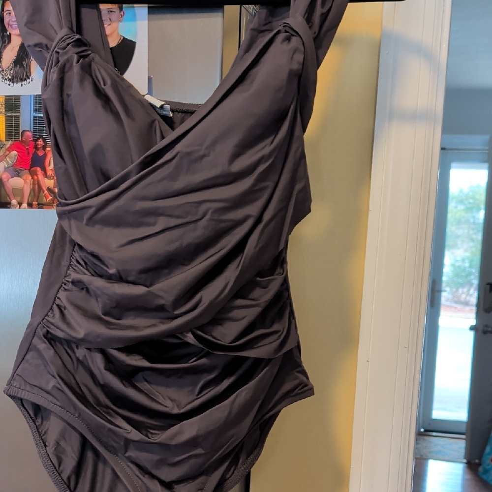 Badgley Mischka Black Swimwear